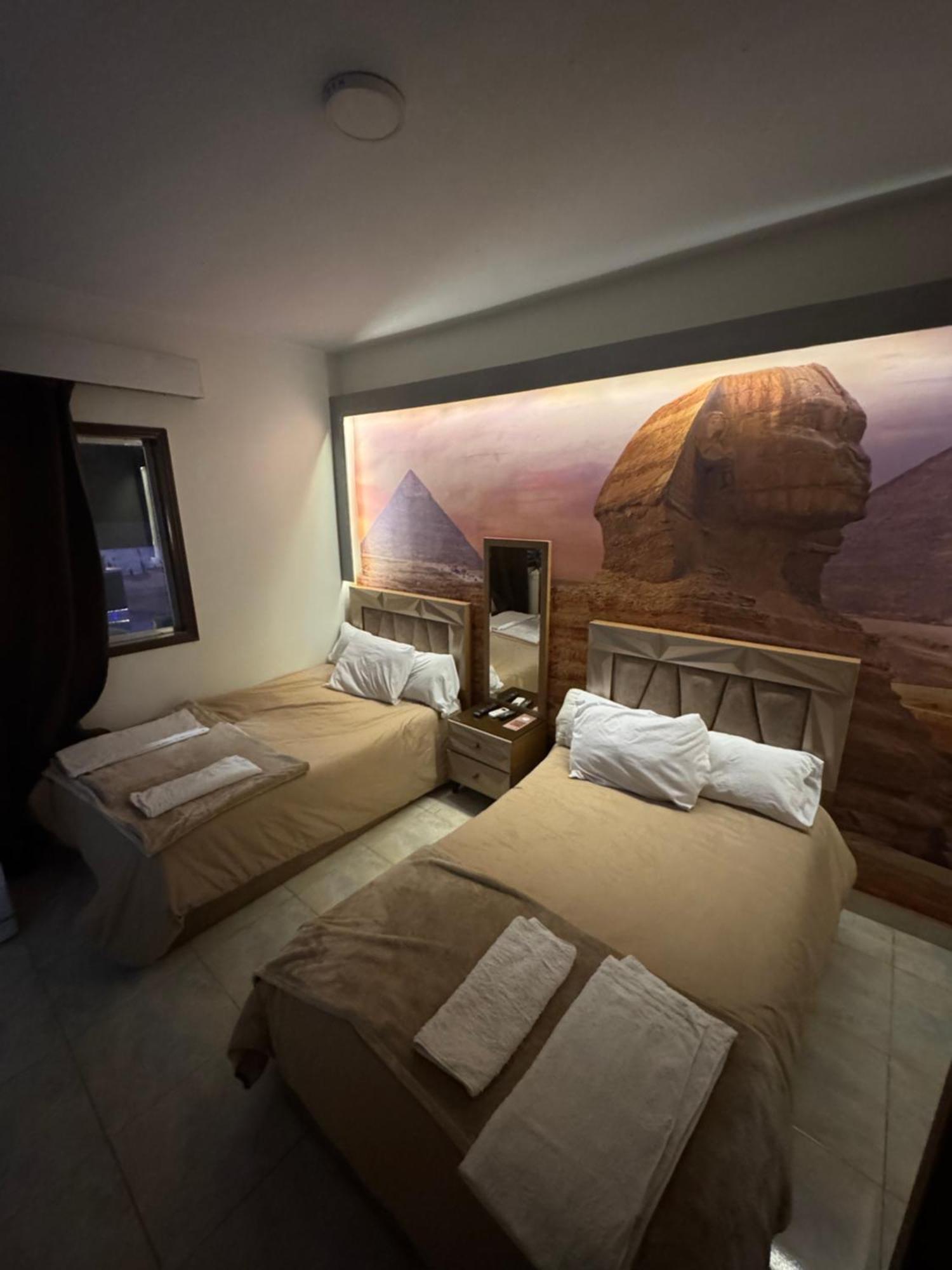 Nefertiti Pyramids View Hotel Cairo Exterior photo