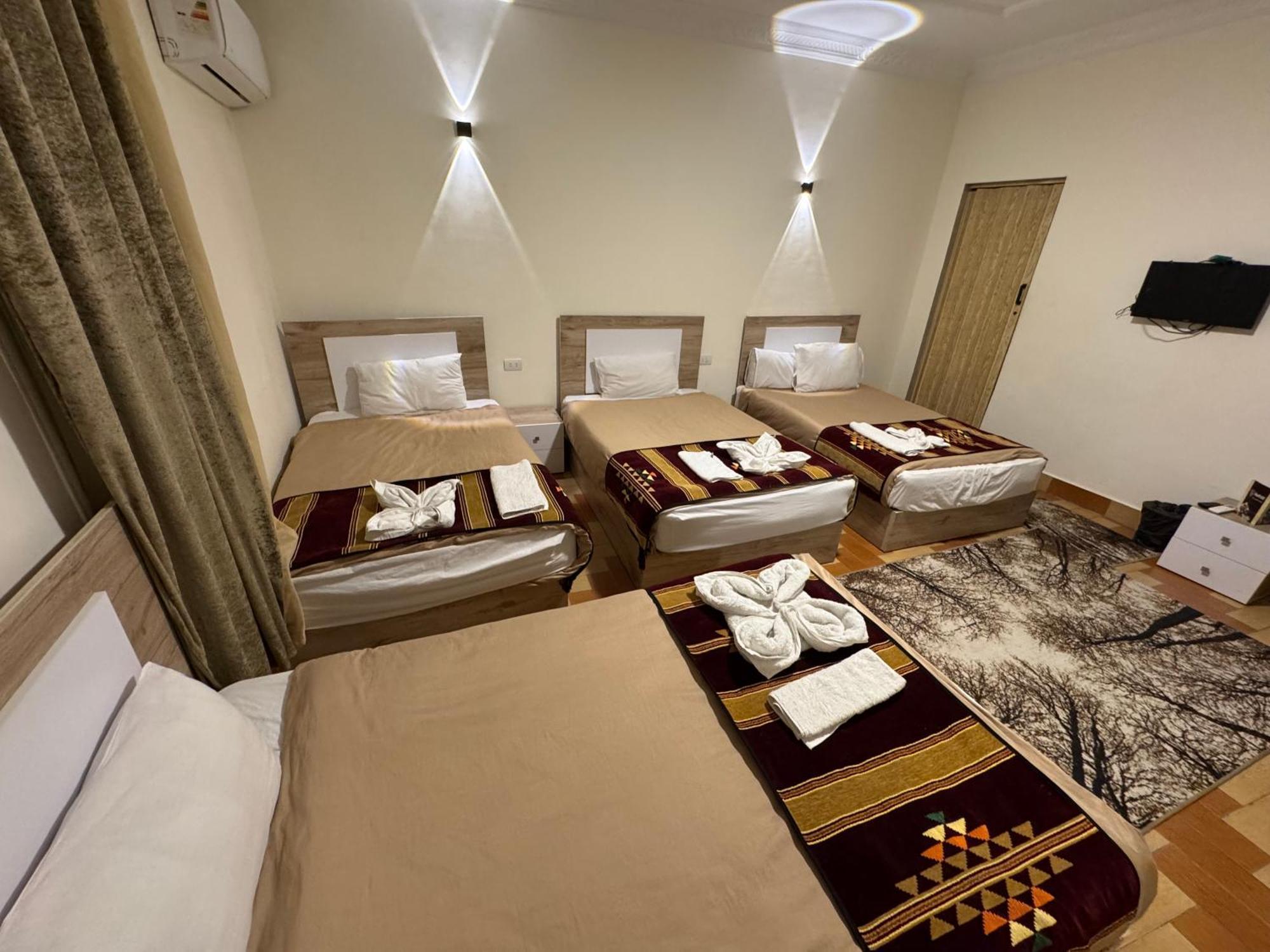 Nefertiti Pyramids View Hotel Cairo Exterior photo