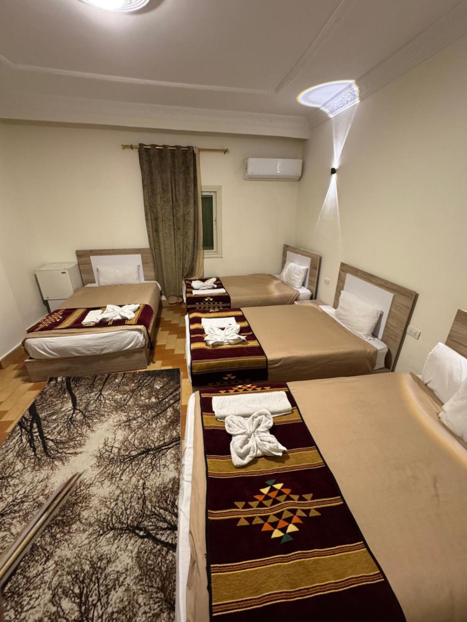 Nefertiti Pyramids View Hotel Cairo Exterior photo