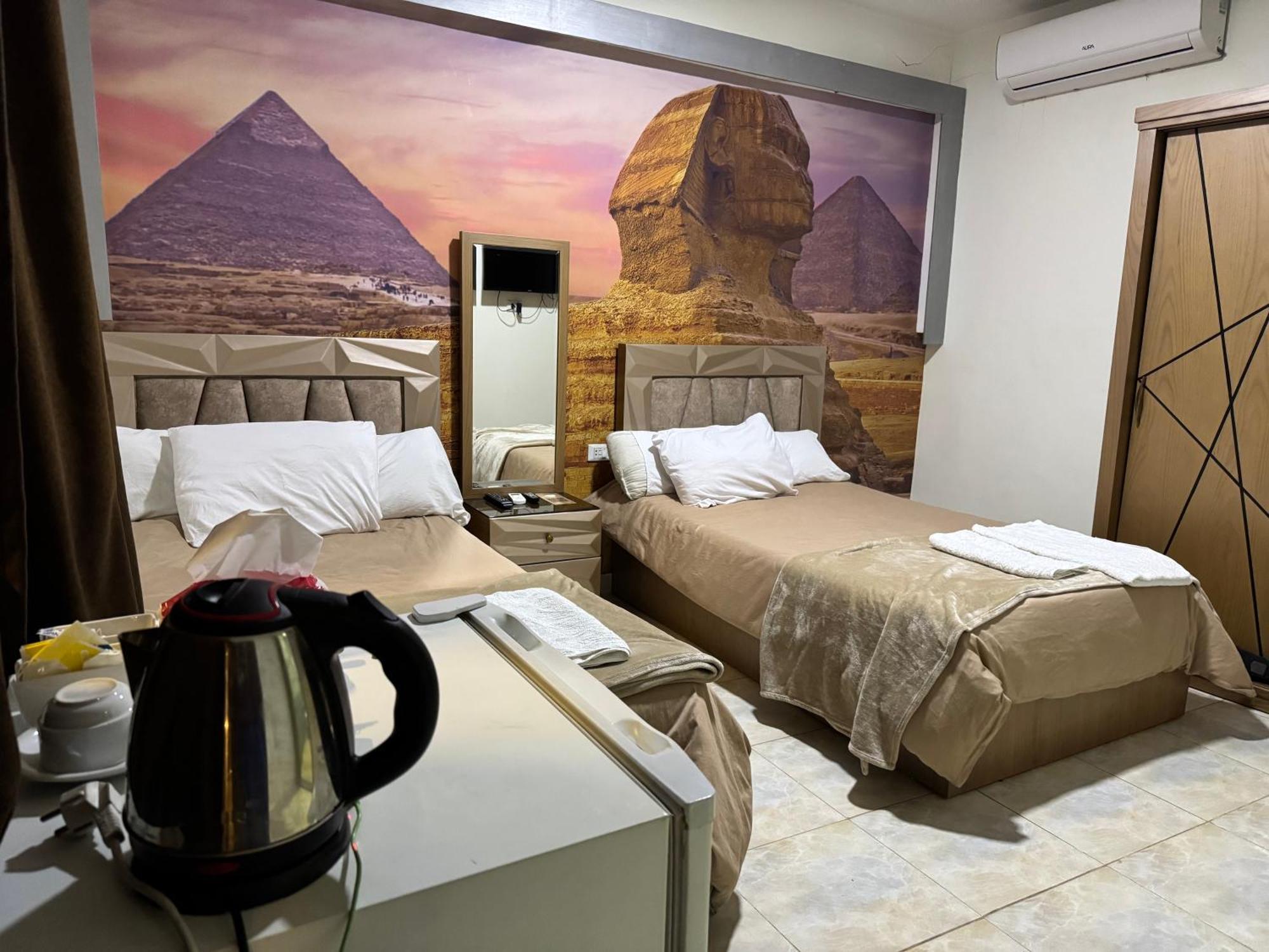 Nefertiti Pyramids View Hotel Cairo Exterior photo