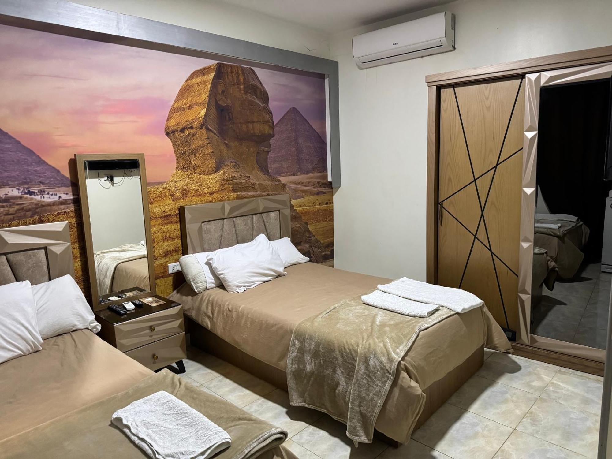 Nefertiti Pyramids View Hotel Cairo Exterior photo